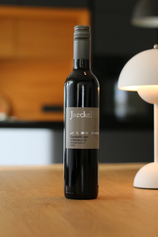 511 | 2023 | Dunkelfelder Rotwein trocken im Barrique gereift